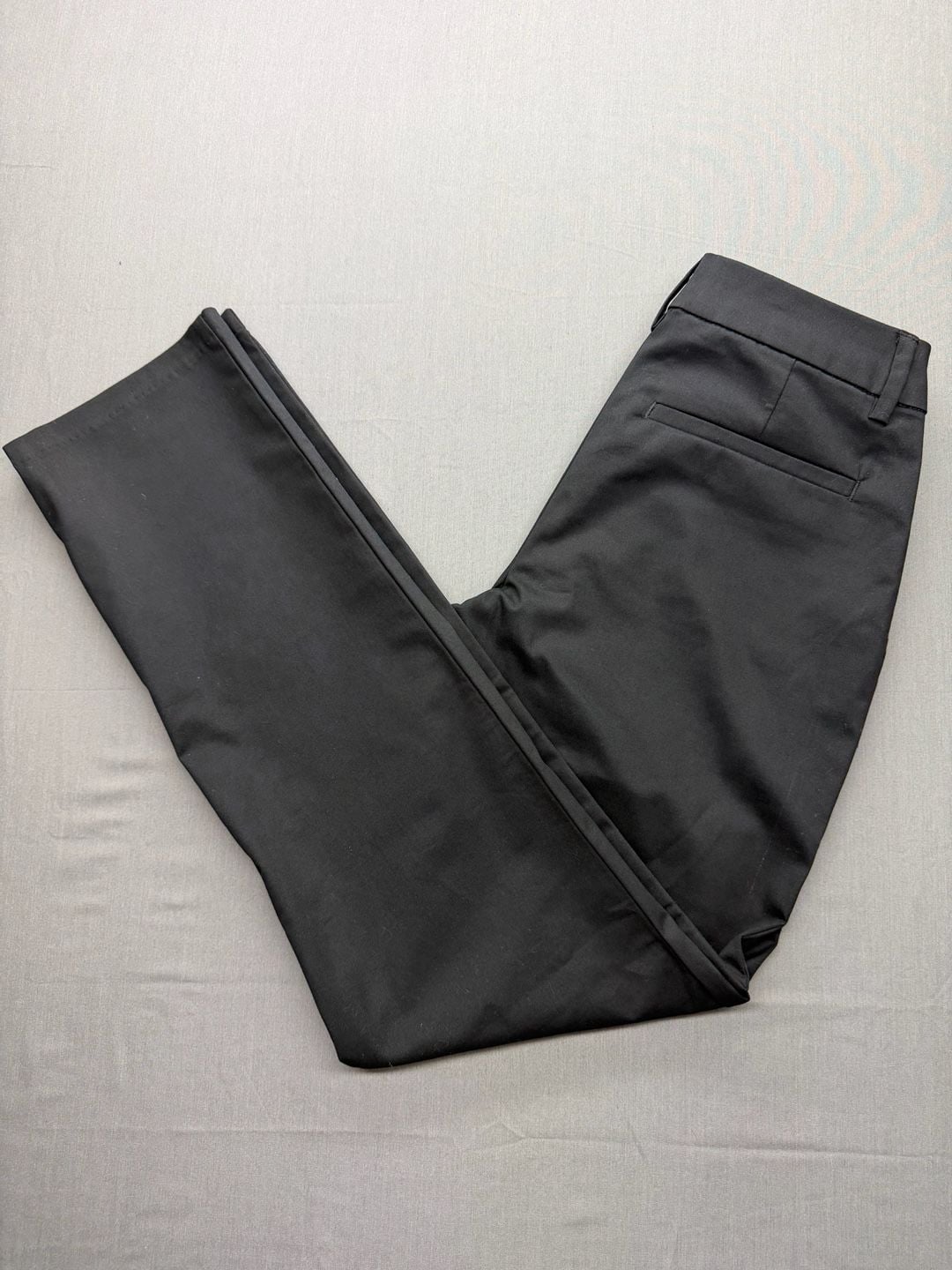Lee Straight Leg Mid Rise Size 4 Medium Black Wrinkle Free Pants 2