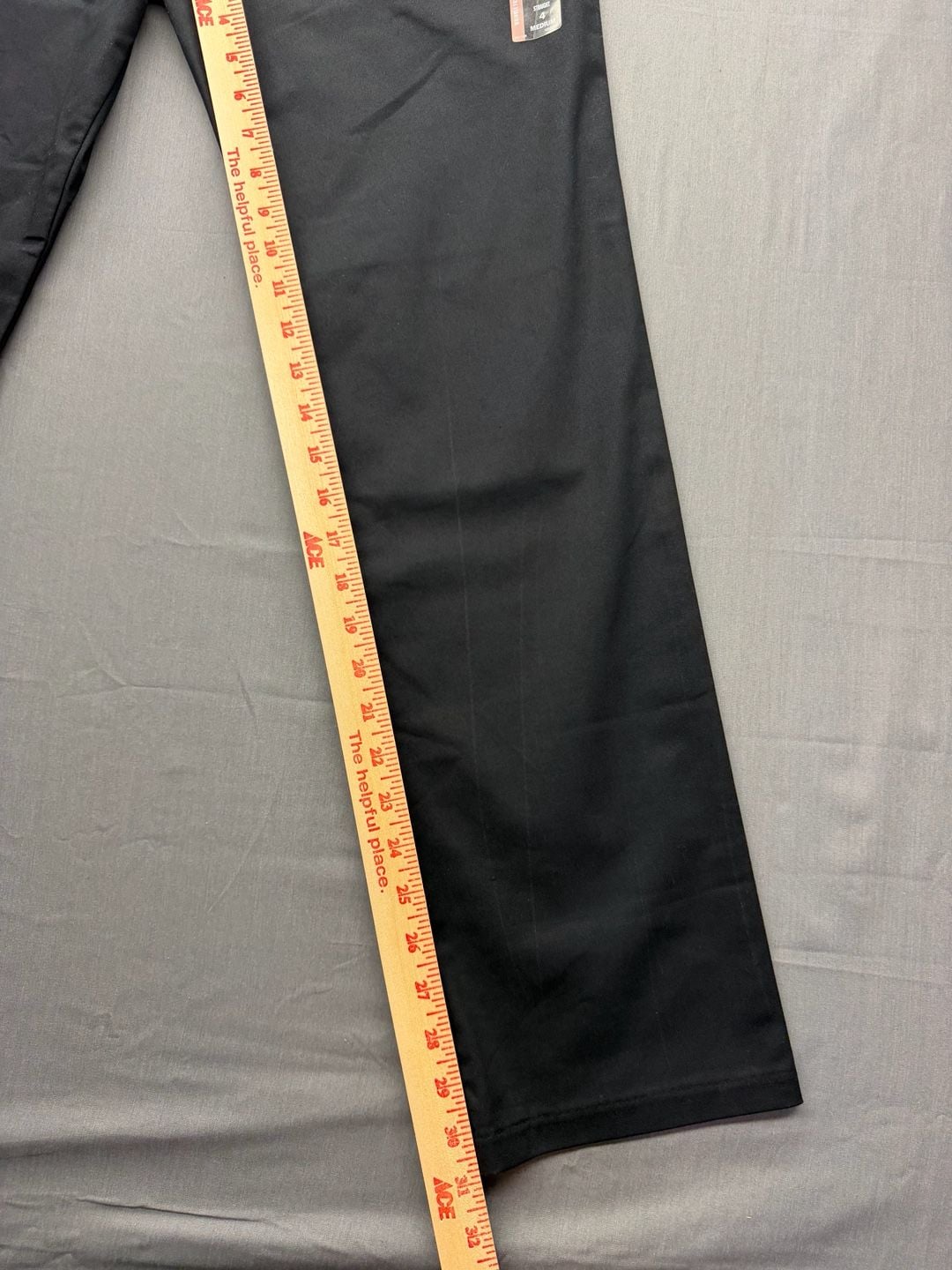 Lee Straight Leg Mid Rise Size 4 Medium Black Wrinkle Free Pants 6