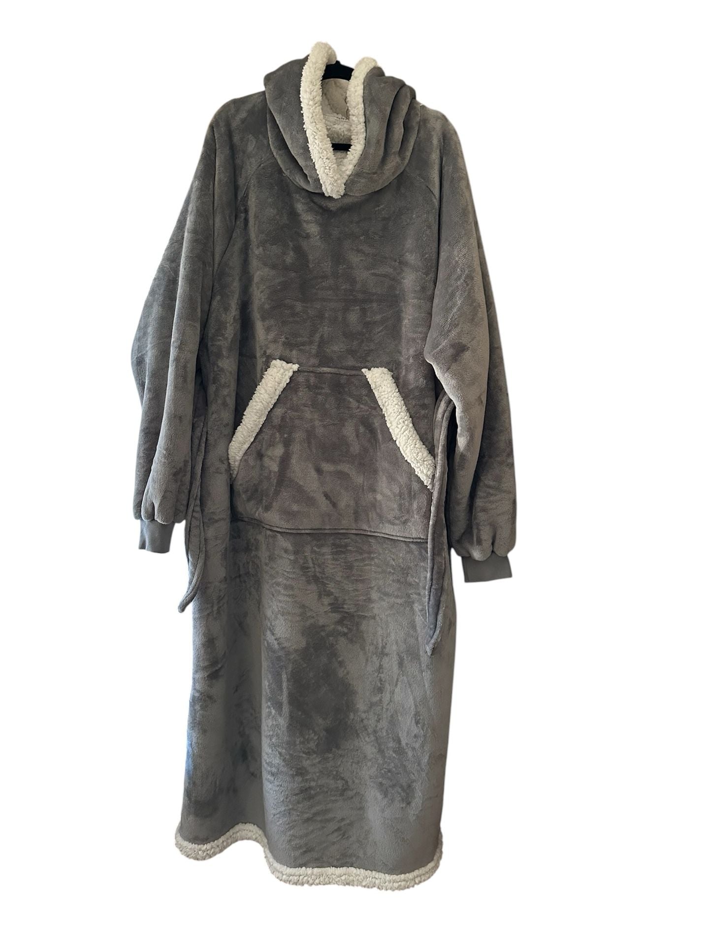 Bedsure Oversized Long Sherpa Fleece Wearable Blanket Hoodie Robe - Gray (A076) 3