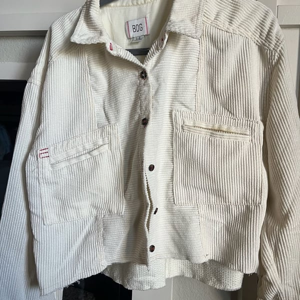 BDG Rodney Corduroy Cropped Overshirt Size L Cream