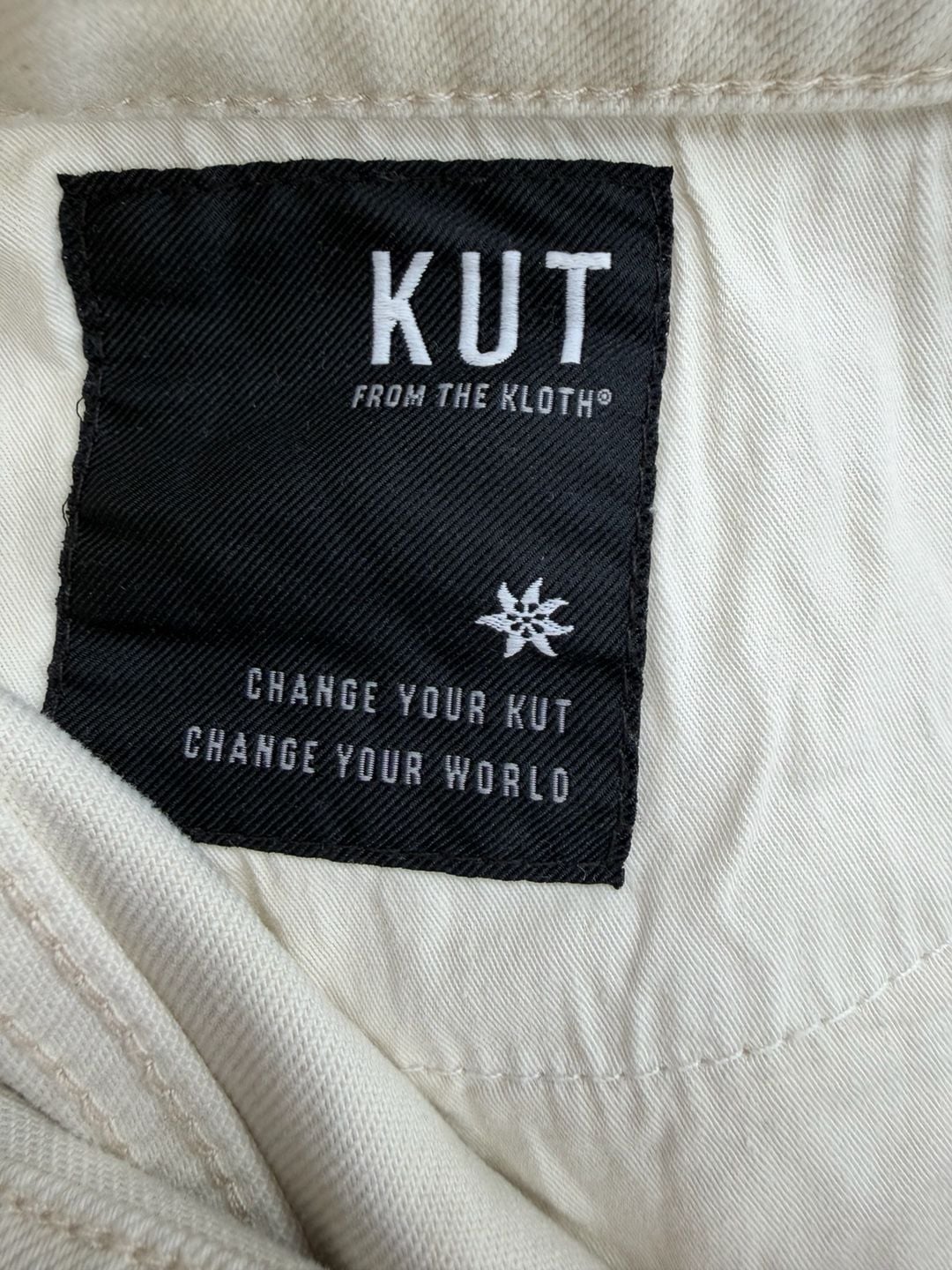 KUT from the Kloth Jane High Rise Short White Distressed Raw Hem Sz. 12 7