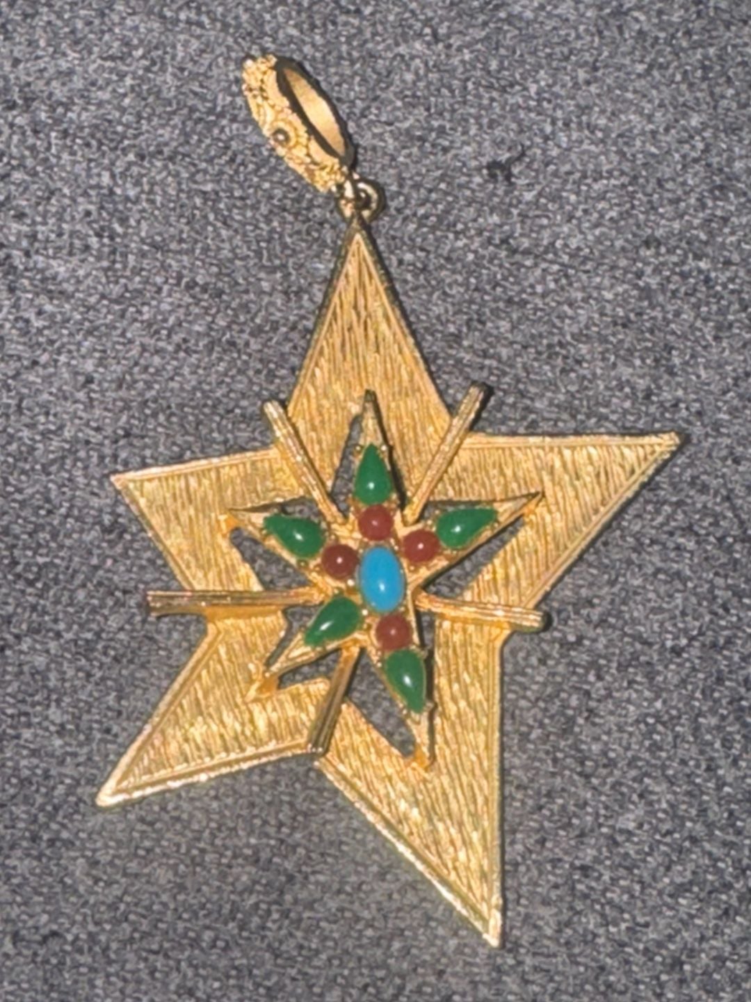 Art Mode Art Jewelry Vintage Gold Tone Star Pendant With Cabochons 2