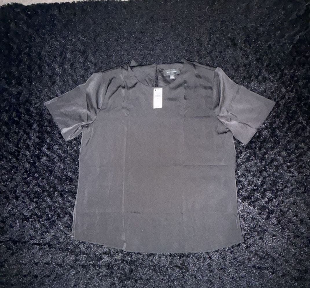Banana Republic Short Sleeve Blouse Size M Black Satin 2