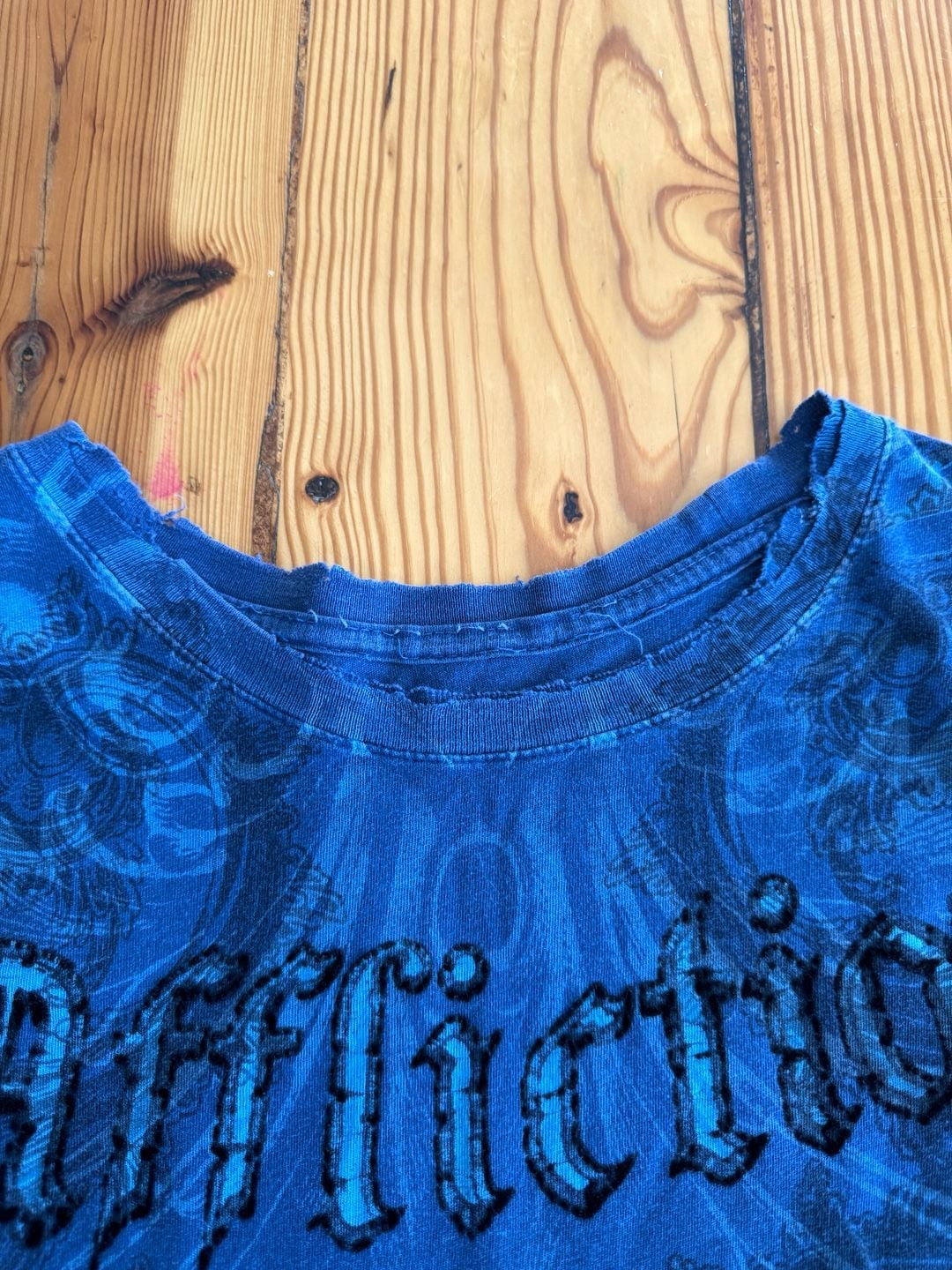 Affliction Graphic T-Shirt Blue Distressed Y2K 7