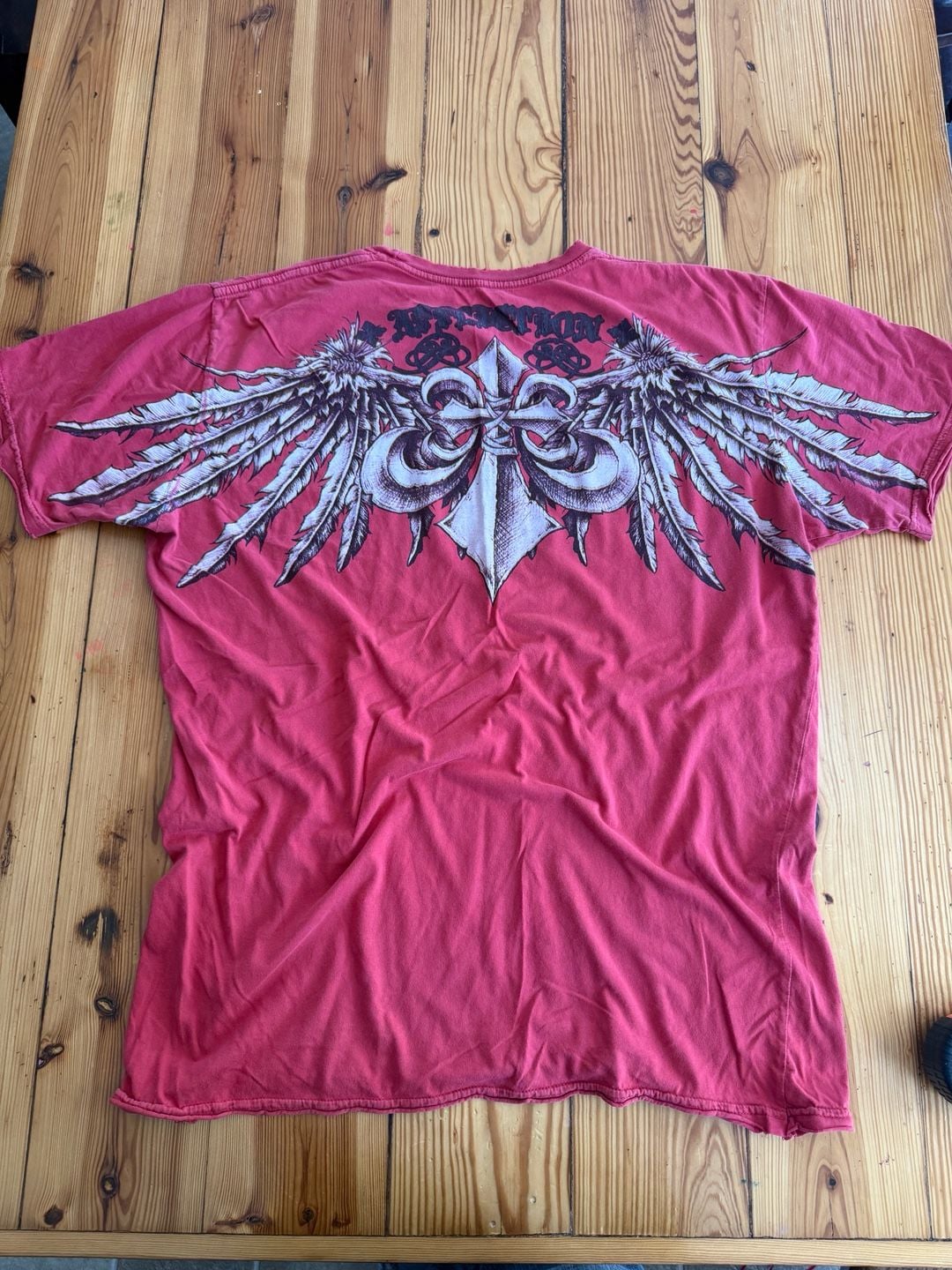Affliction Graphic T-Shirt Size XL Red Fleur-de-lis Wing Cross Y2K Grunge 2