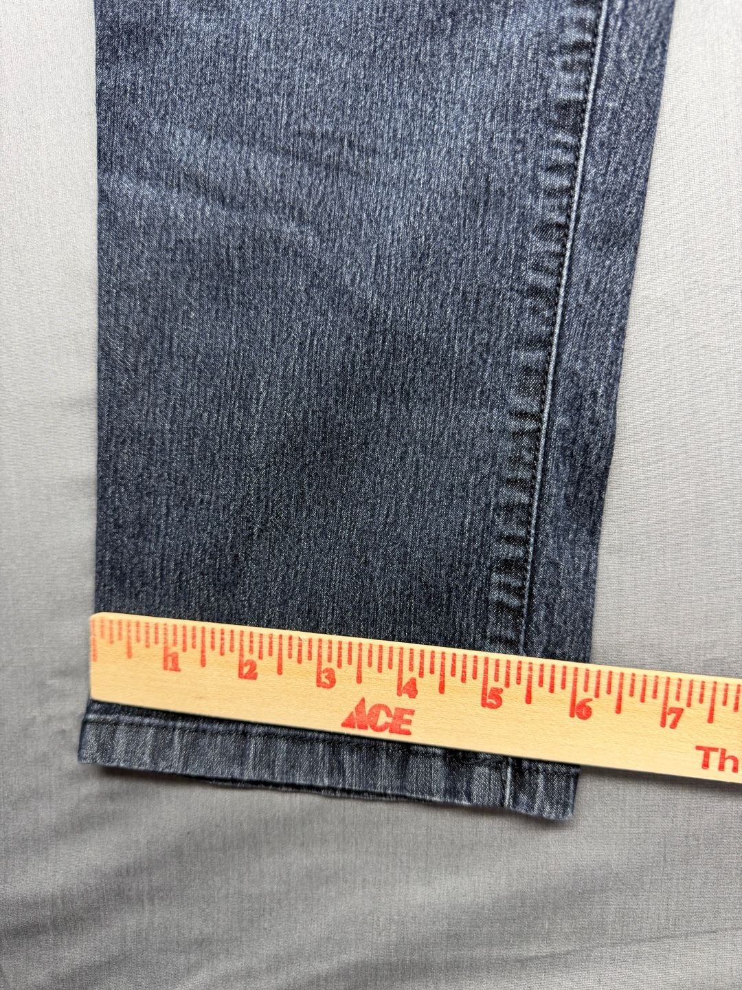 Bandolino Felicia Jeans Size 8 Denim Pants 8