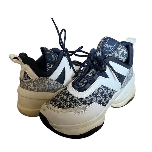 Michael Kors Olympia Trainer Size 9.5M Navy White Logo Chunky Sneaker