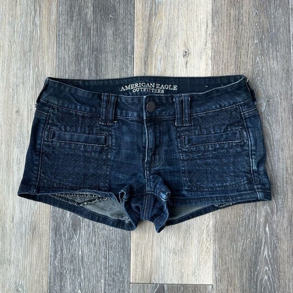 American Eagle Quilted Pocket Denim Low Rise Micro Shorts Mall Goth Size 6