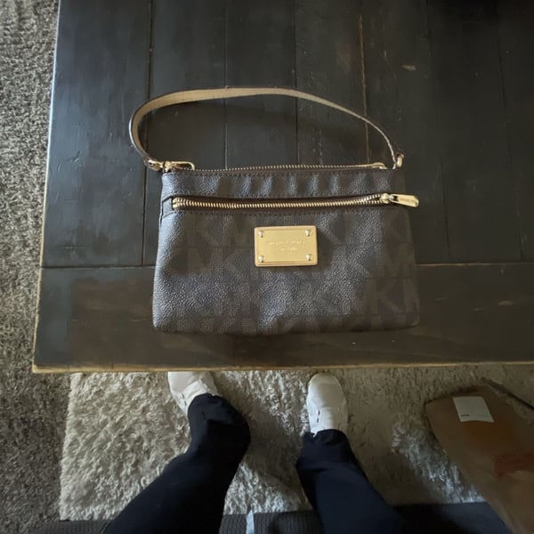 Michael Kors Jet Set Signature Brown Logo Wristlet