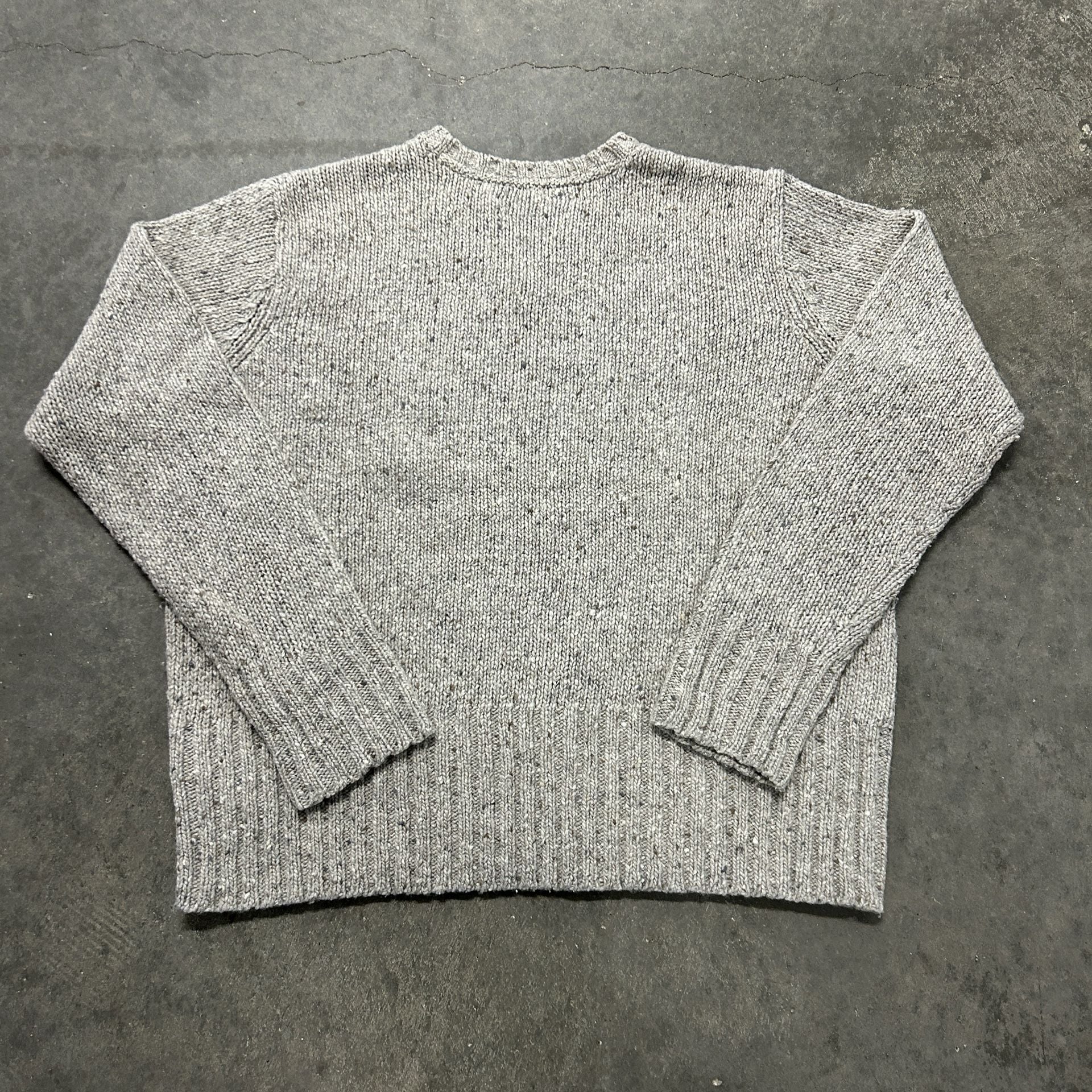 Tommy Hilfiger V-Neck Sweater Size XL Gray Wool Blend Chunky Knit 3