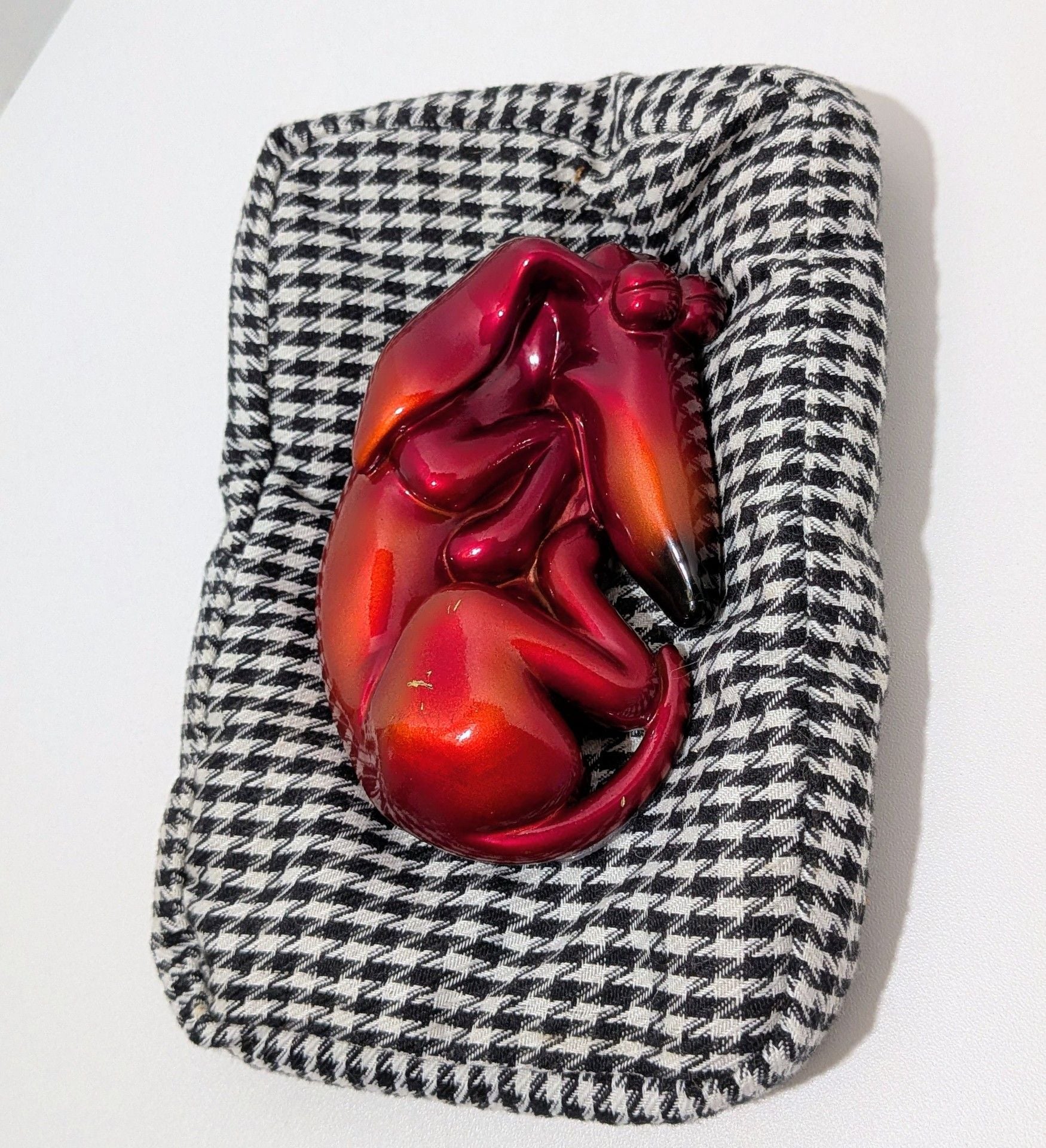Red Ombre Dog Figurine Sleeping On Houndstooth Bed Mixed Media Collectible 2
