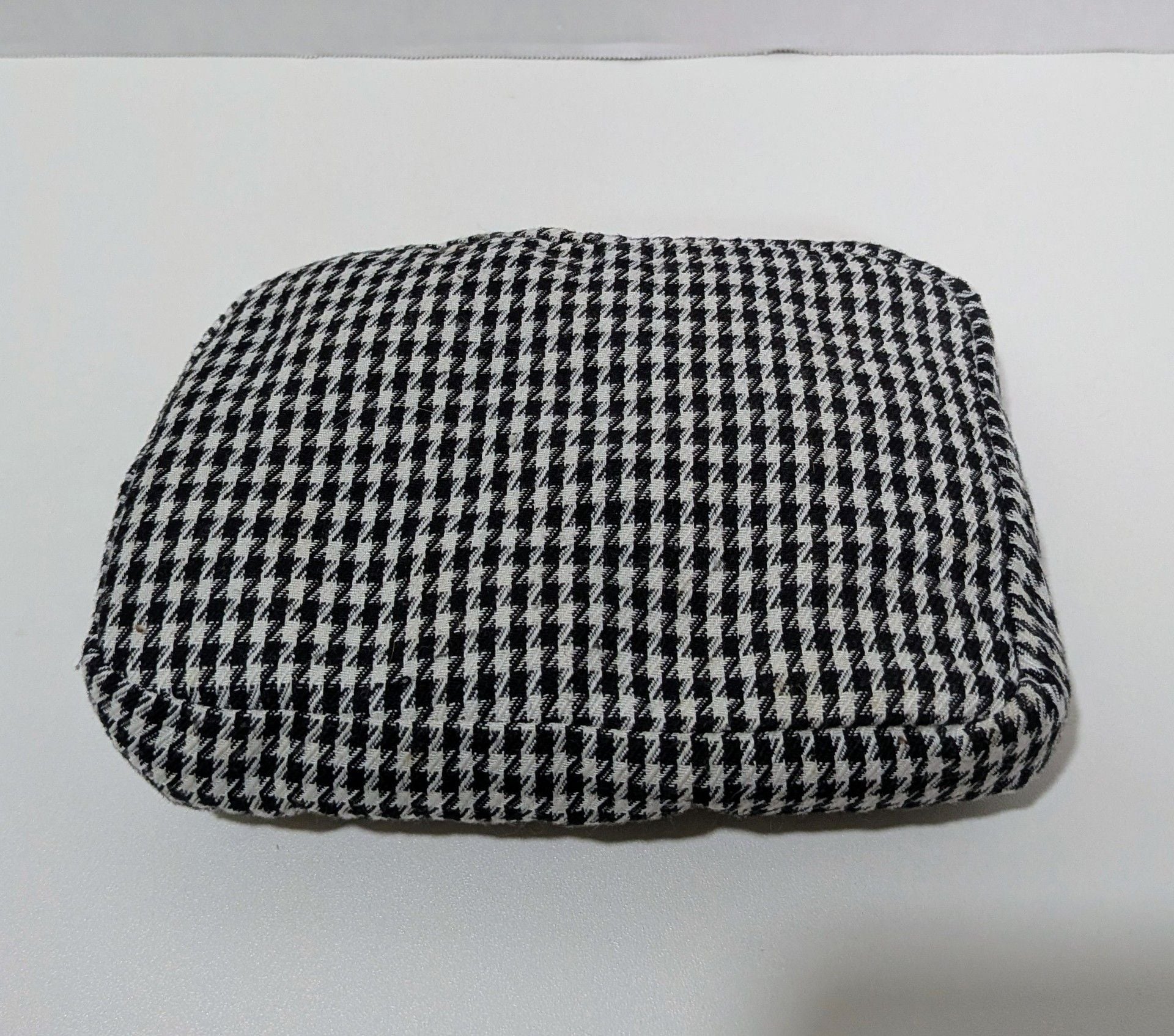Red Ombre Dog Figurine Sleeping On Houndstooth Bed Mixed Media Collectible 4