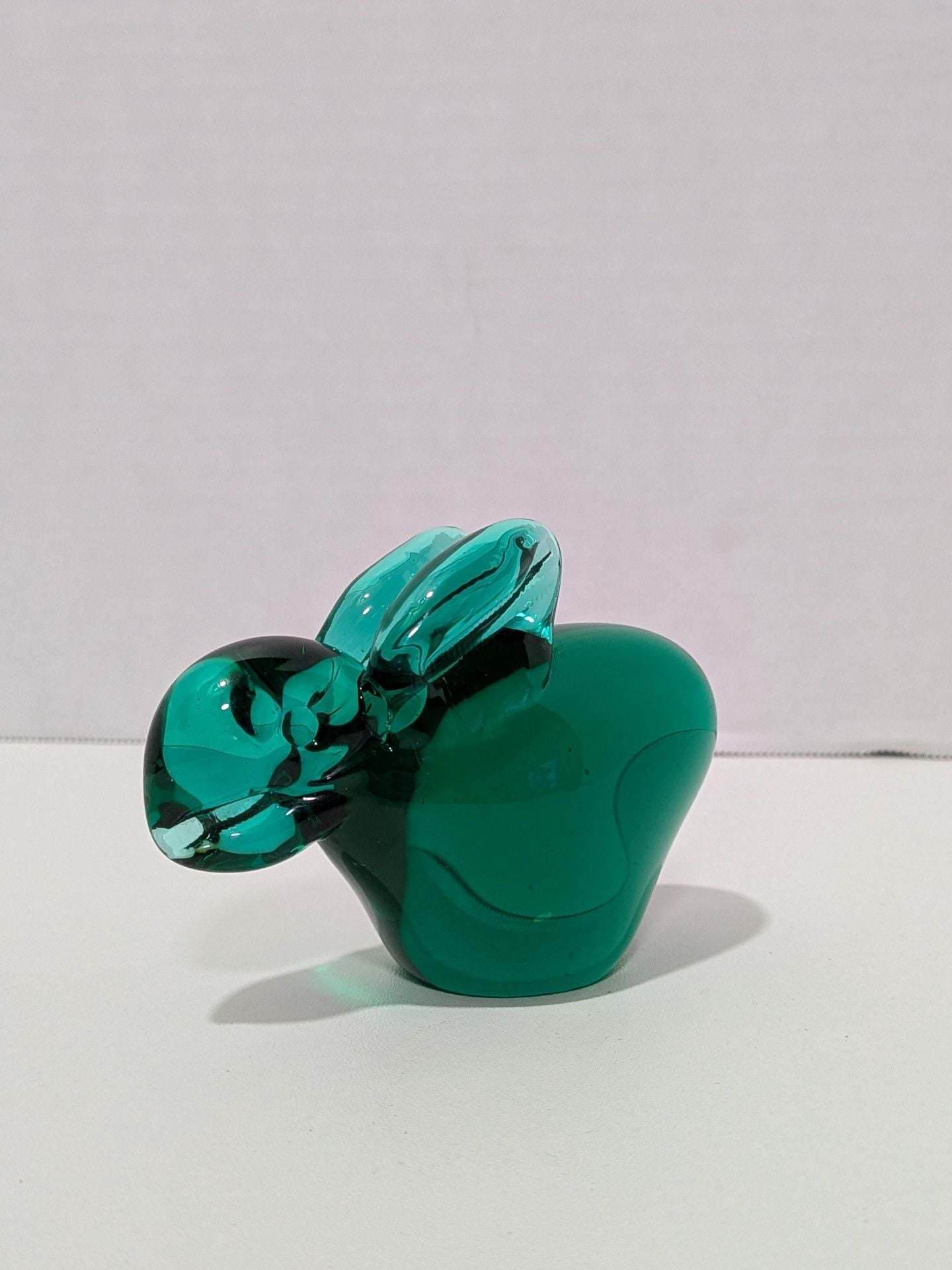 Enesco Art Glass Bunny Rabbit Figurine Paperweight Green 3.5" 8