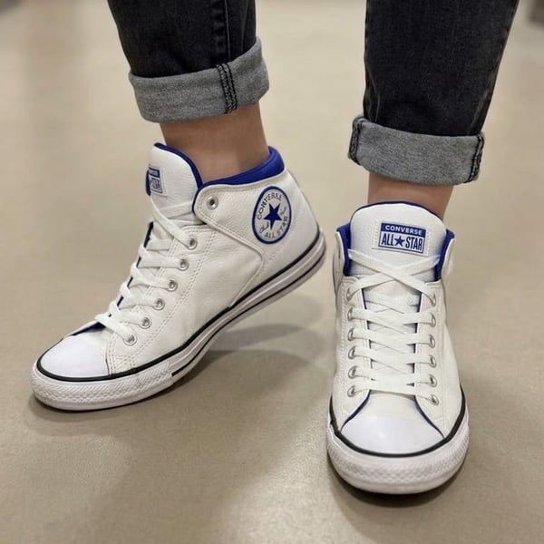 Converse Chuck Taylor All Star White & Blue High-Top Sneakers Unisex M9/W11. 