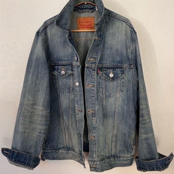 Levi's Trucker Denim Jacket Size L Medium Wash Blue Cotton