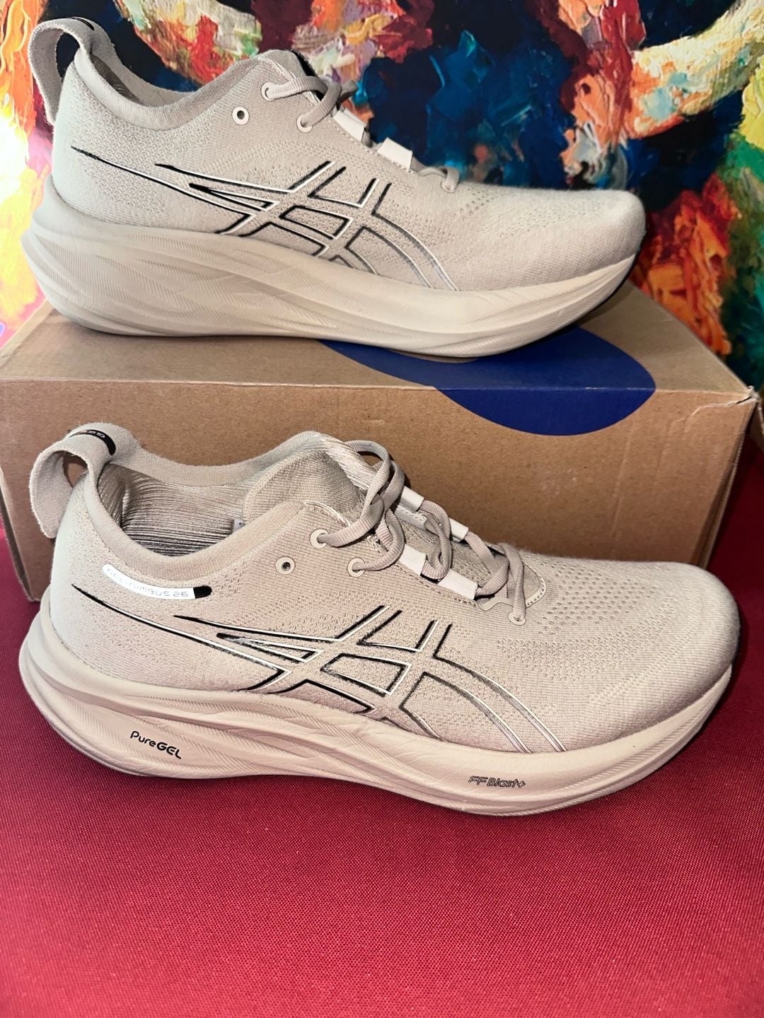 No.62 Asics Gel-Nimbus 26, Cream Running Shoes. Size 11.5 Mens 3