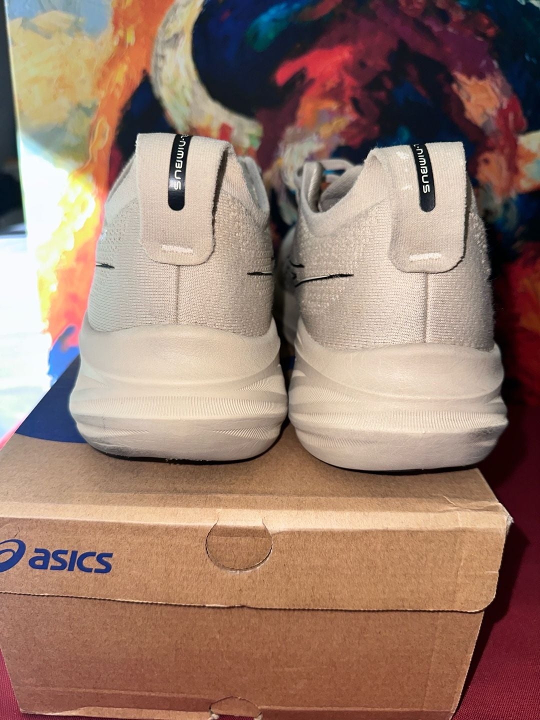 No.62 Asics Gel-Nimbus 26, Cream Running Shoes. Size 11.5 Mens 4