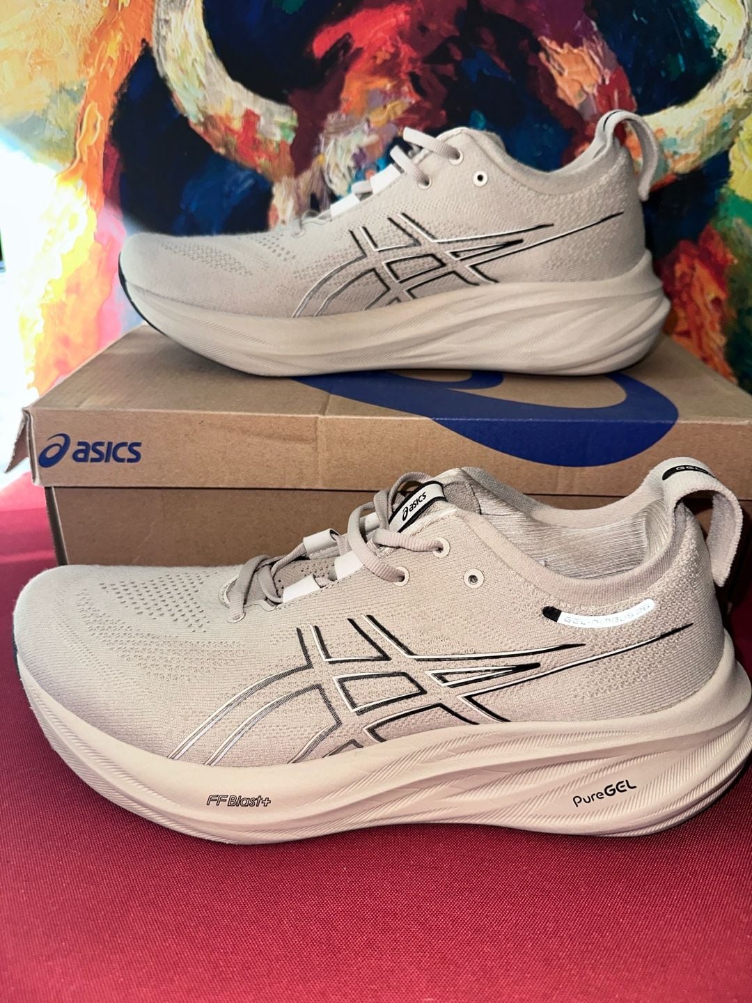 No.62 Asics Gel-Nimbus 26, Cream Running Shoes. Size 11.5 Mens 5