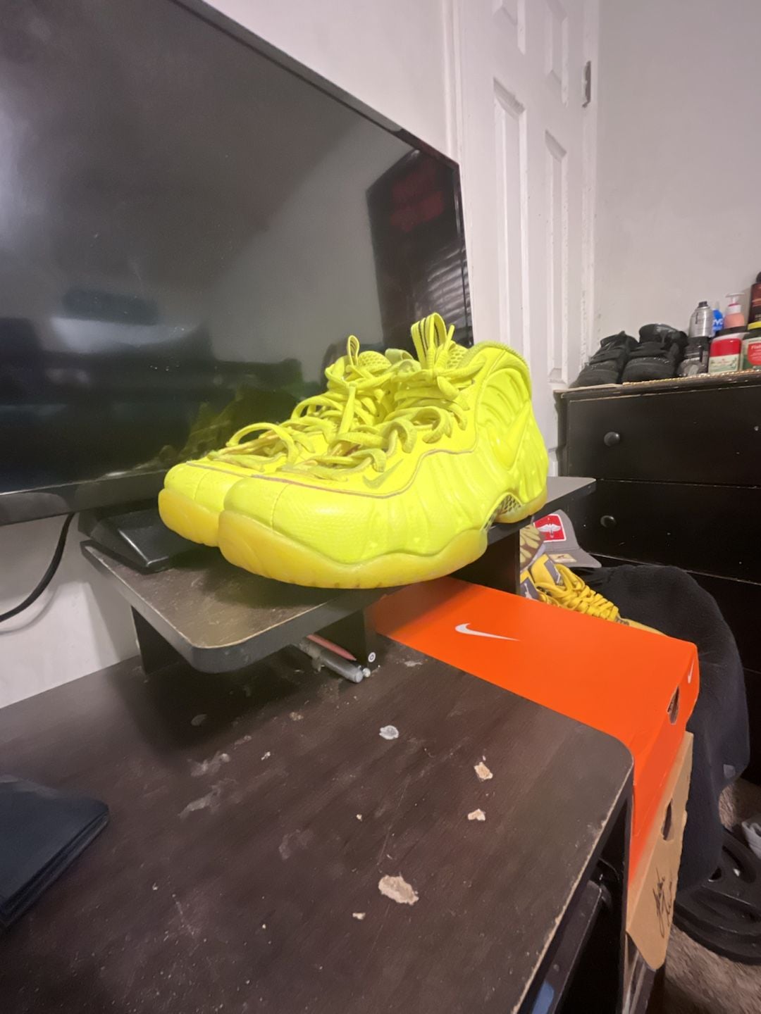 Nike Air Foamposite Pro Volt Sneakers 4