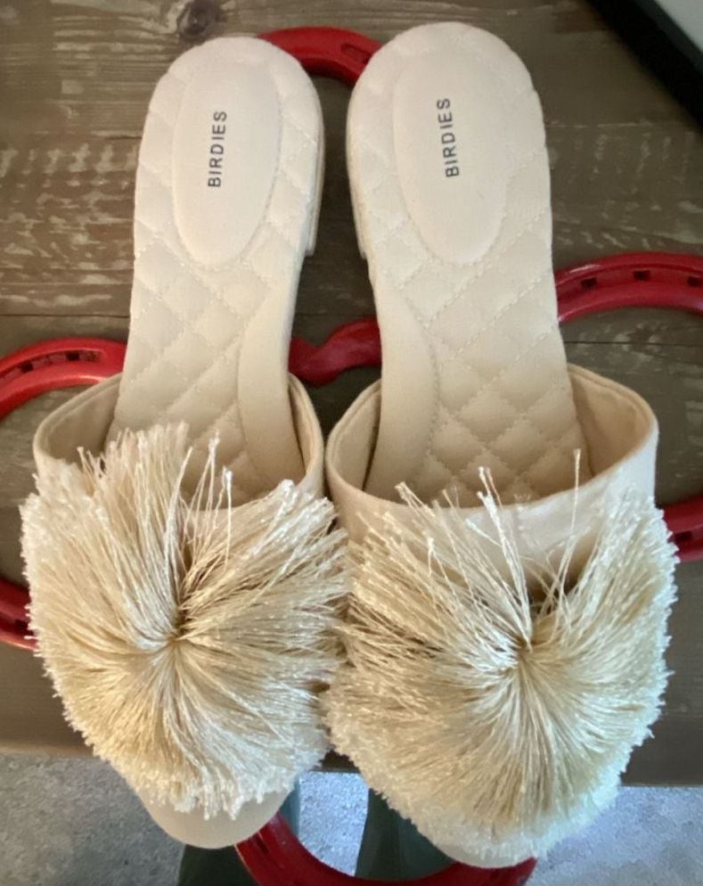 Birdies Songbird Mules Size 9 Cream Linen Pom Pom Slip On Slippers 3