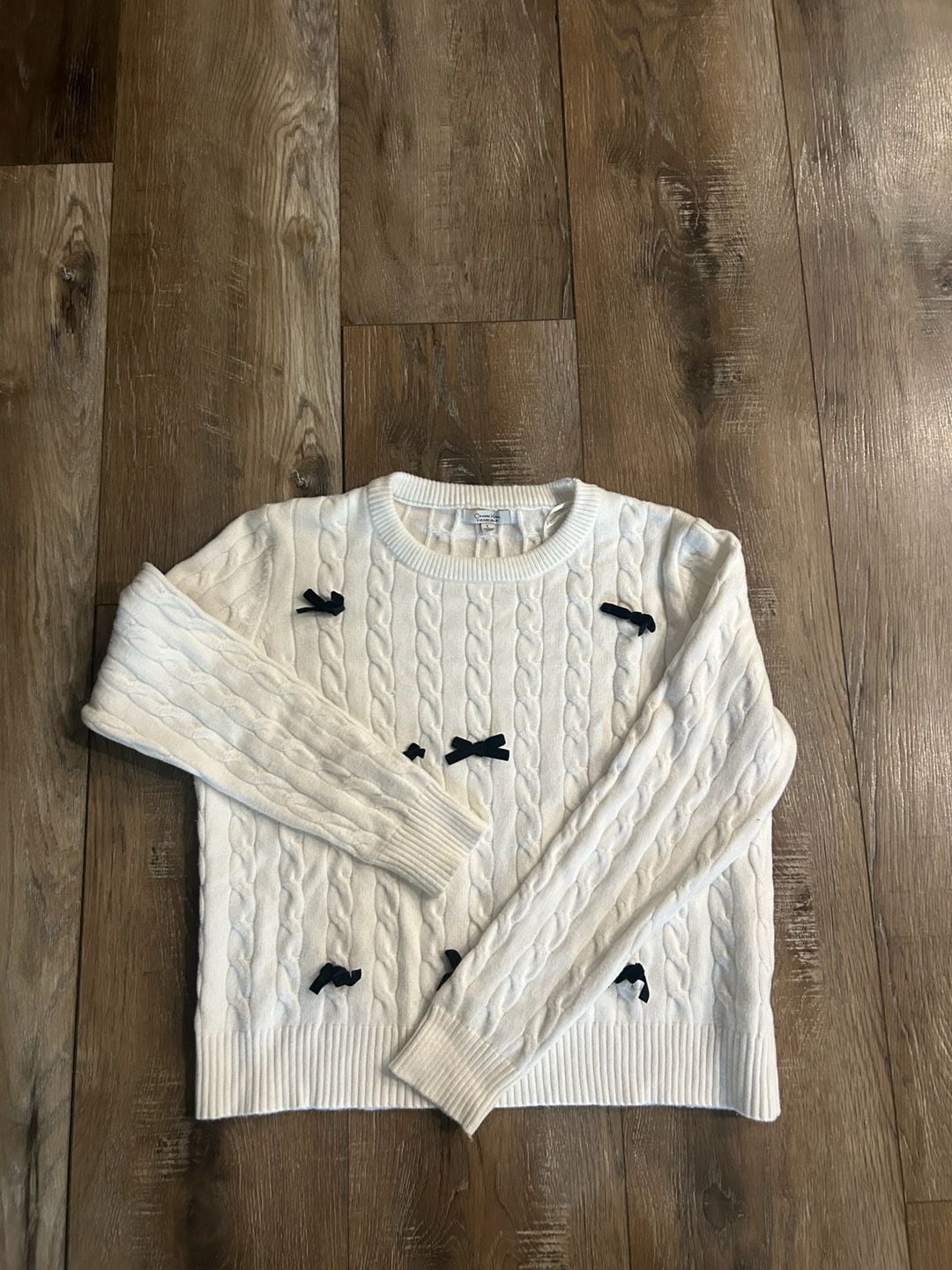 Orange Kiss Cable Knit Sweater Size L White Black Bows 2