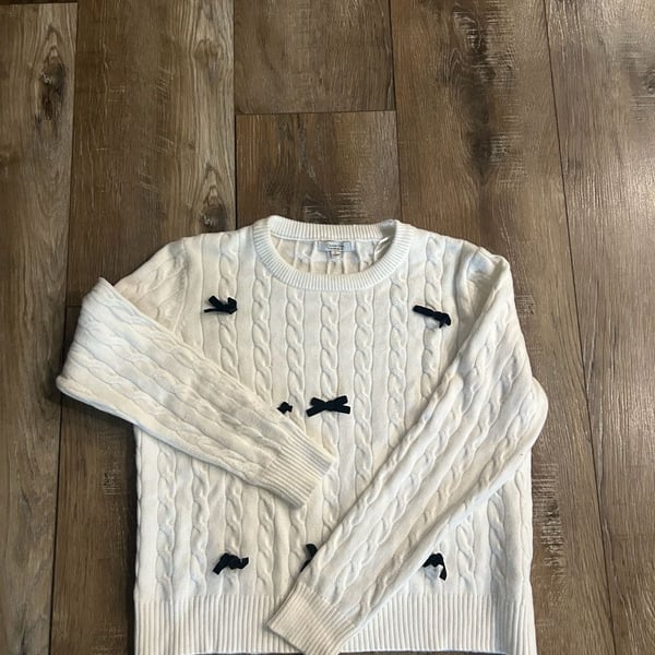 Orange Kiss Cable Knit Sweater Size L White Black Bows