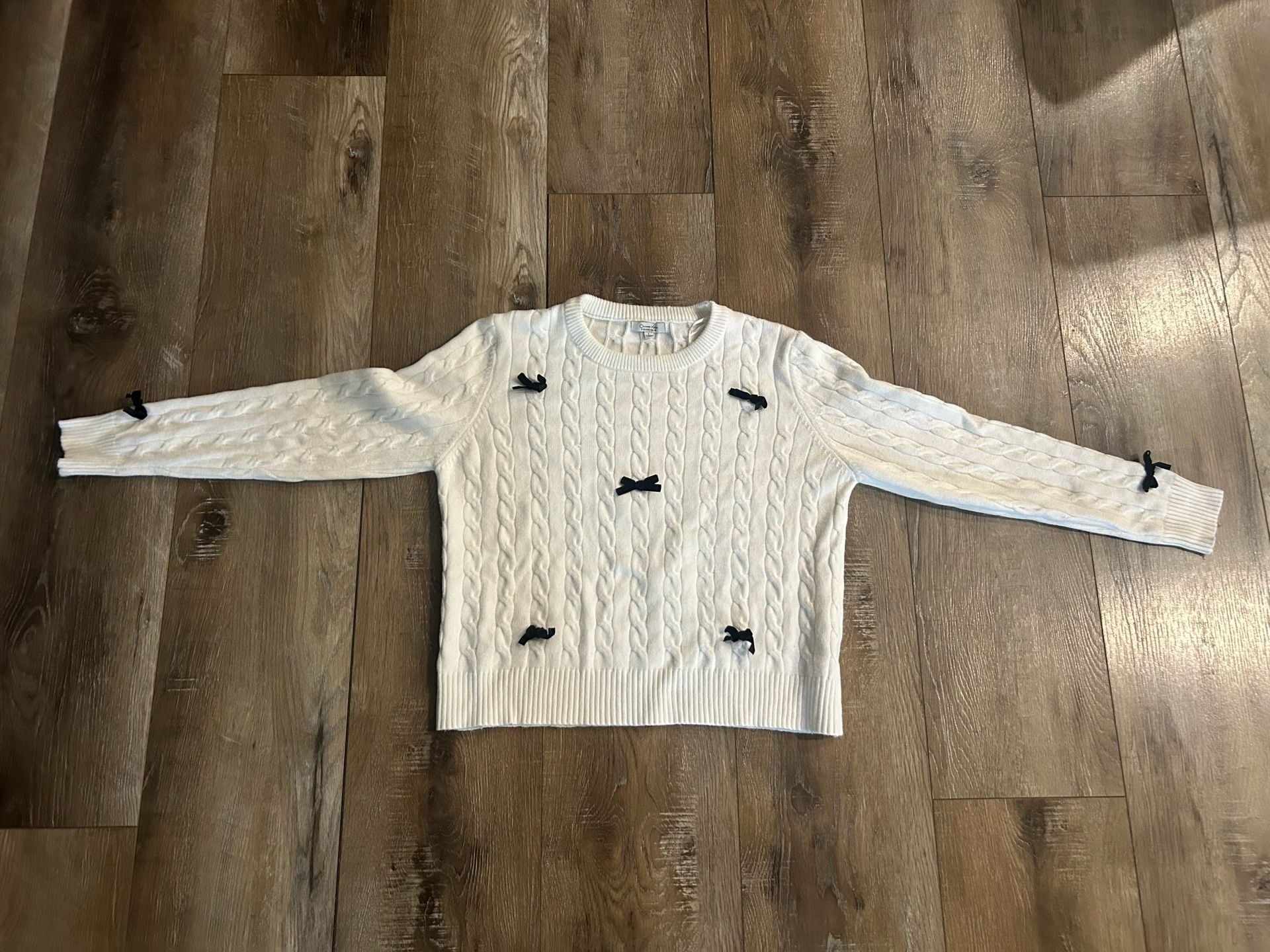 Orange Kiss Cable Knit Sweater Size L White Black Bows 3
