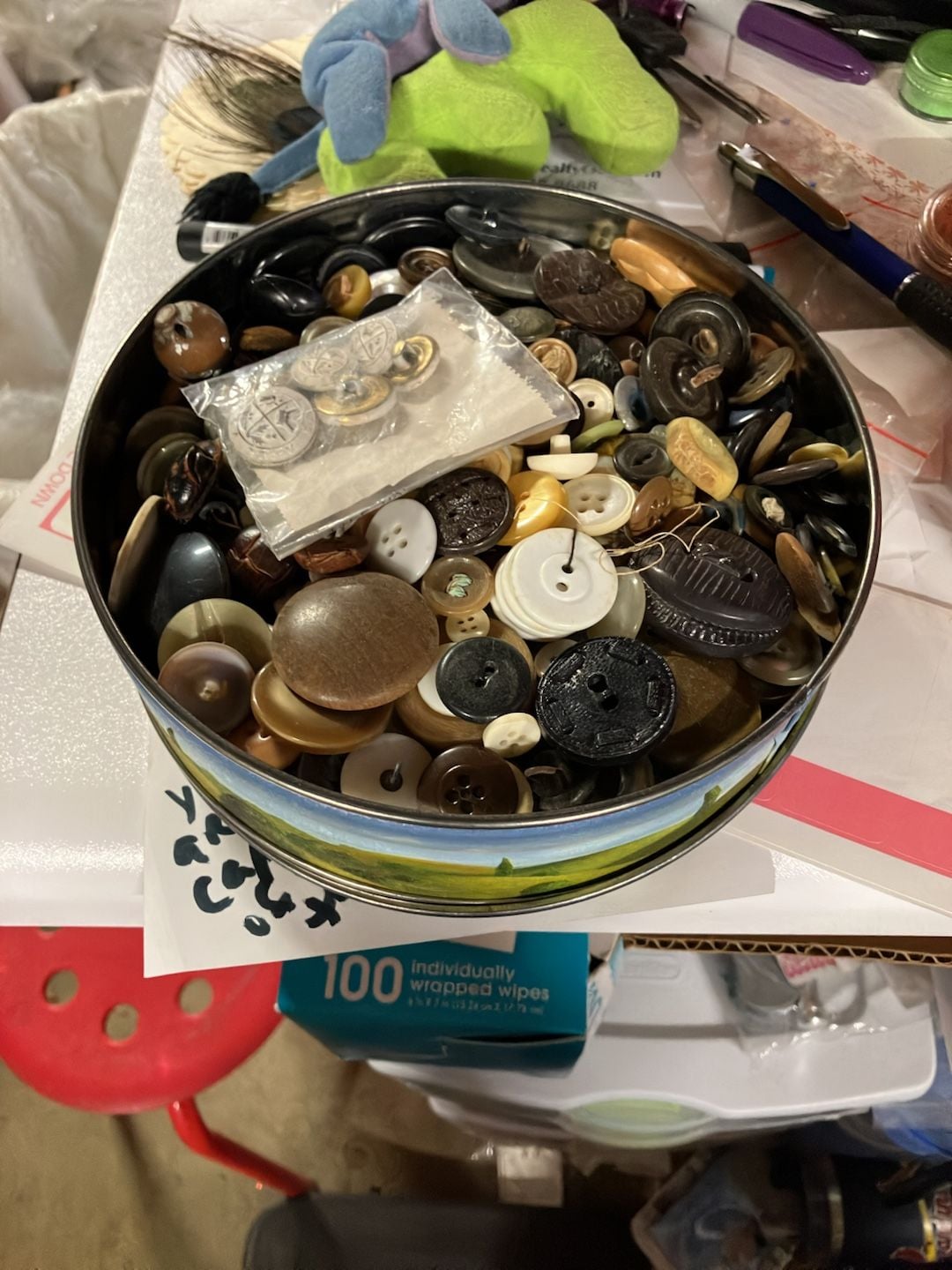 Vintage Button Lot Mixed Assorted Sewing Tin 1