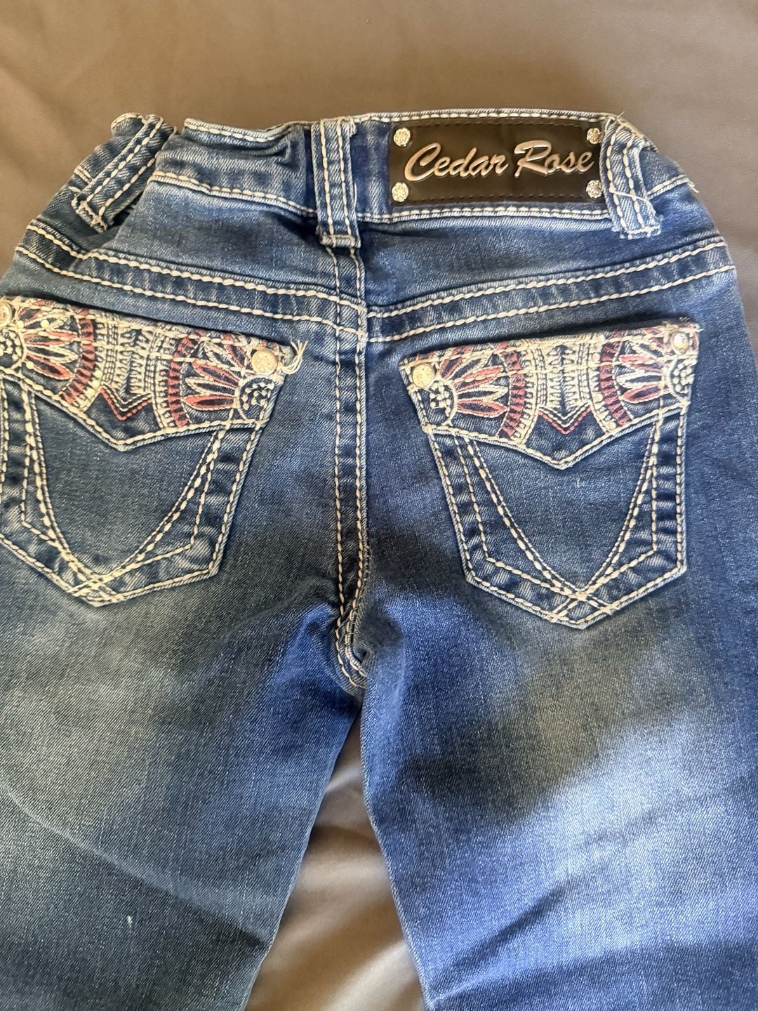 Cedar Rose Jeans girls/kids- Size 6 Embroidered Flap Pocket Denim 4