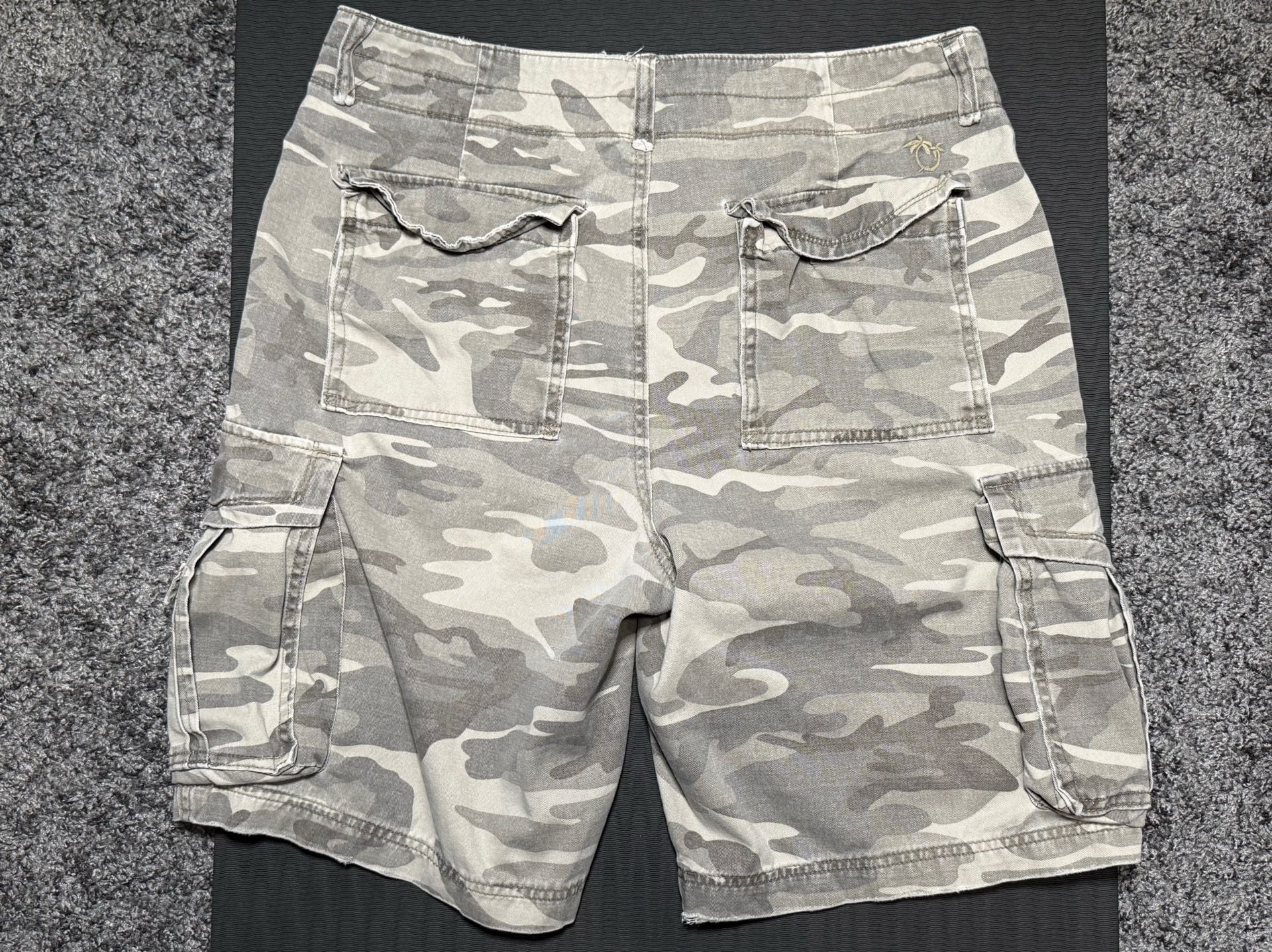 Product thumbnail 6