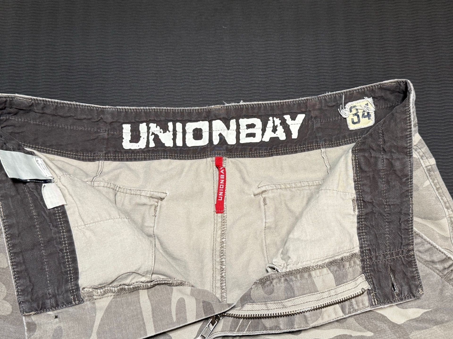 Product thumbnail 3