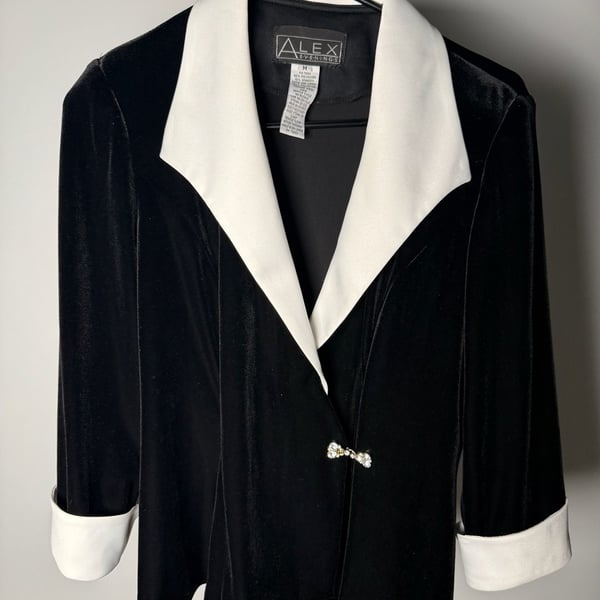 Alex Evenings Velvet Jacket Size M Black White Satin Lapel Blazer