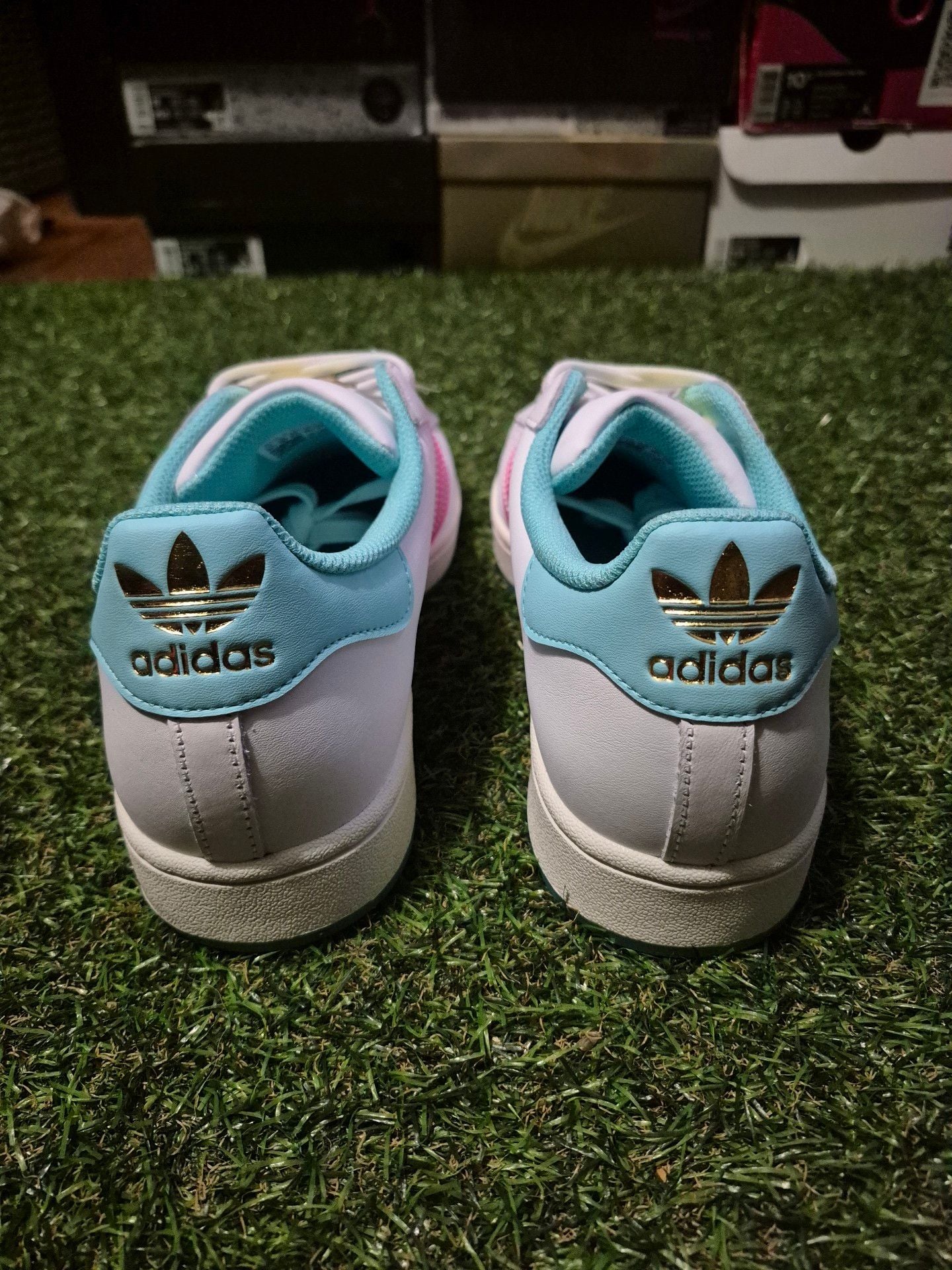Adidas Superstar Messi Size 10.5 White Lucid Pink Flash Aqua 5