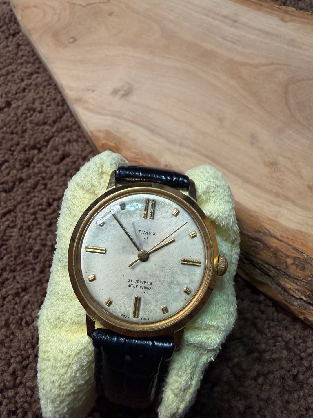 VINTAGE TIMEX 1968 21J AUTOMATIC MECHANICAL SELF-WIND MEN'S GOLDEN LEATHER WATCH 3