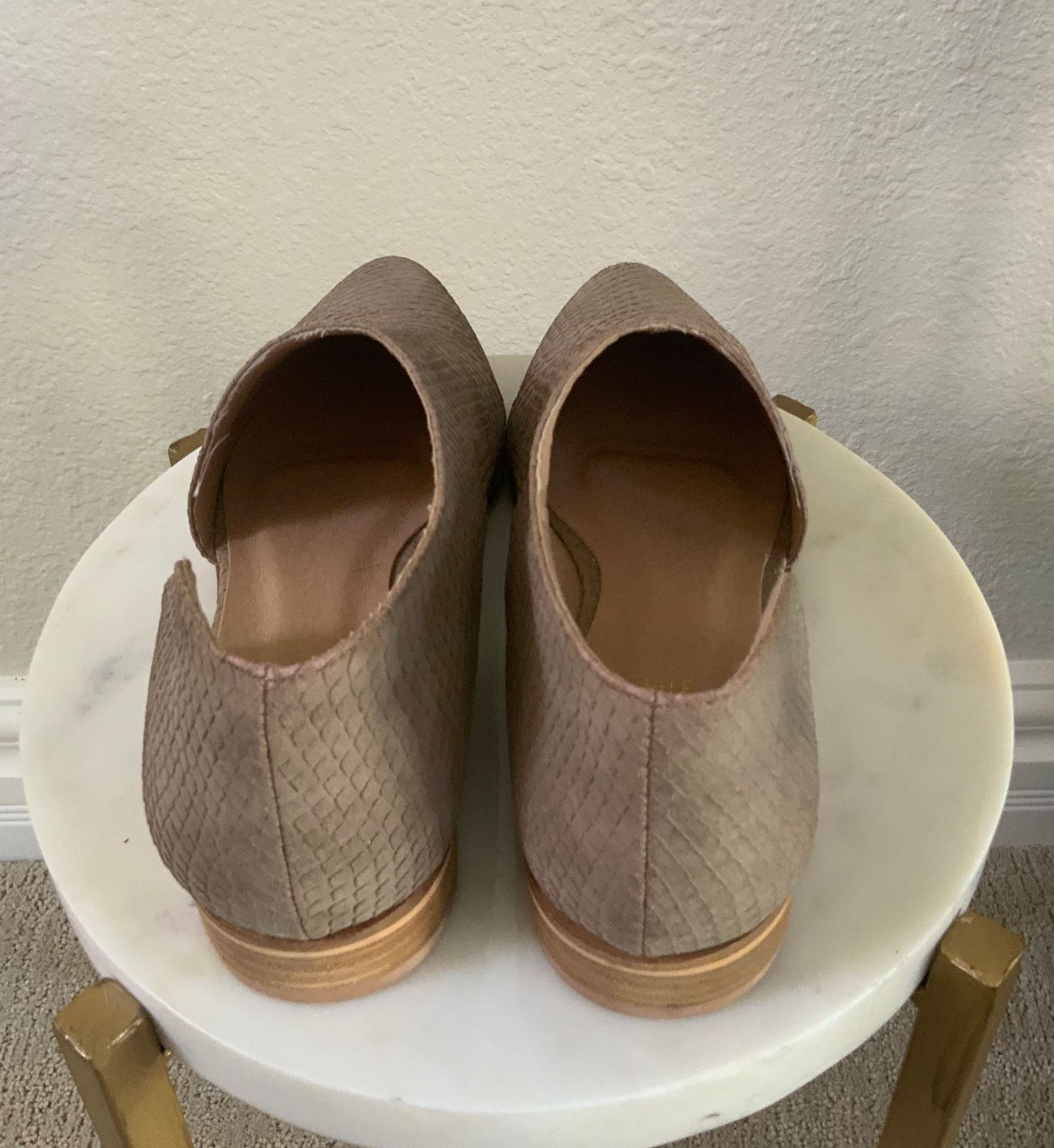 Catherine Malandrino D'Orsay Flat Size 8.5 Taupe Snake Print 8