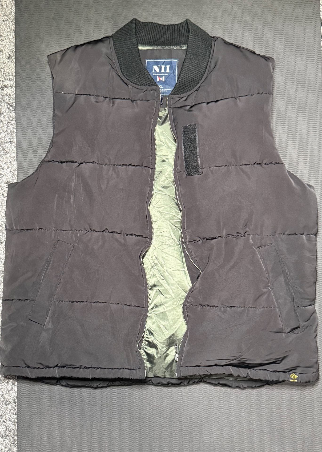 NII Puffer Vest Size XL Black Quilted Zip Up 2