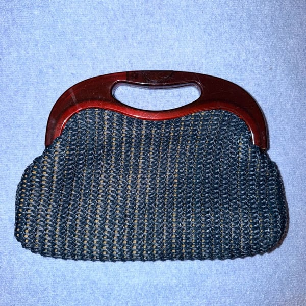 Vintage Crocheted Straw Handbag Tortoise Shell Plastic Handle Blue