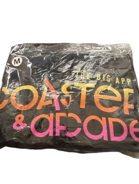 The Big App Coaster & Arcade T-Shirt Size M 1