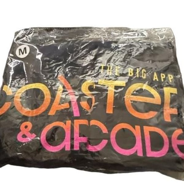 The Big App Coaster & Arcade T-Shirt Size M