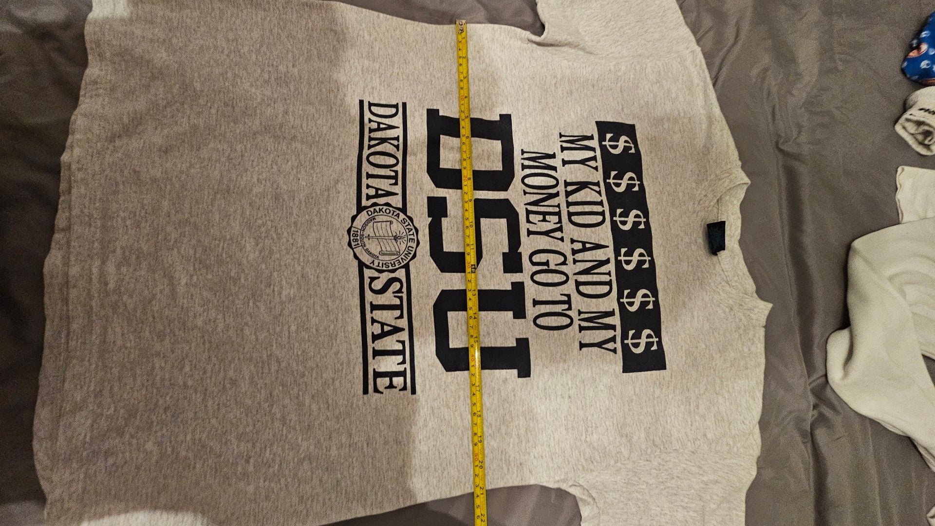 Vintage 90s Dakota State University “My Kid and My Money Go to DSU” T-Shirt  7