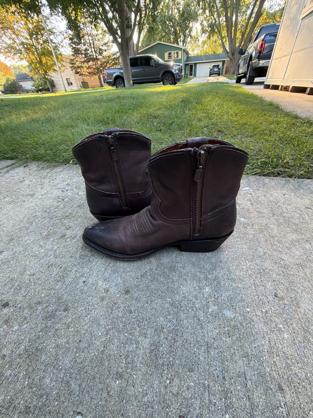 Redneck Riviera Western Boots Size 6.5 Brown Leather Ankle Booties 7
