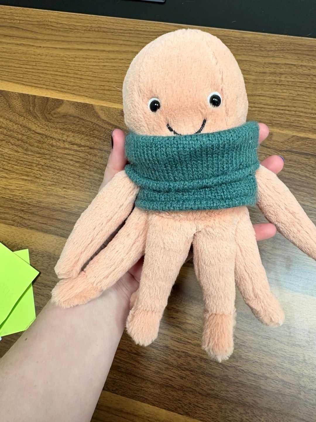 Cozy Crew Octopus - Official Jellycat, 1