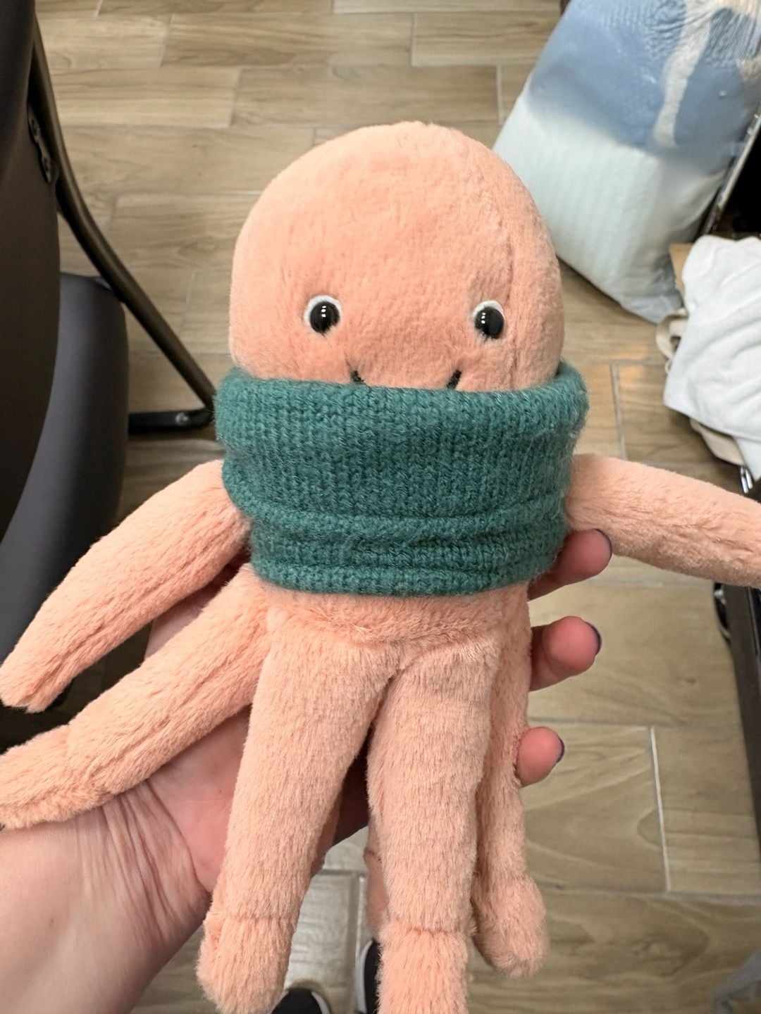 Cozy Crew Octopus - Official Jellycat, 8