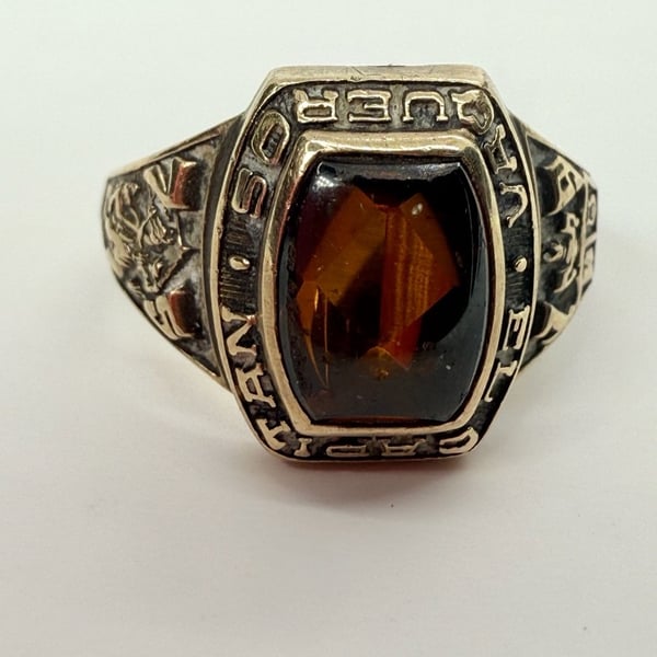 Josten's 10K Gold Vintage El Capitan Vaqueros Class Ring
