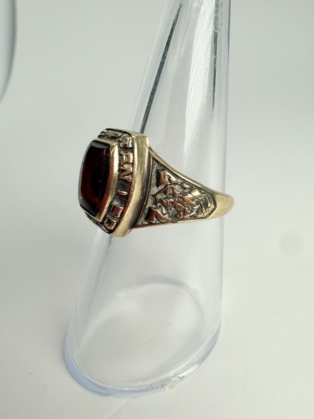 Josten's 10K Gold Vintage El Capitan Vaqueros Class Ring 9