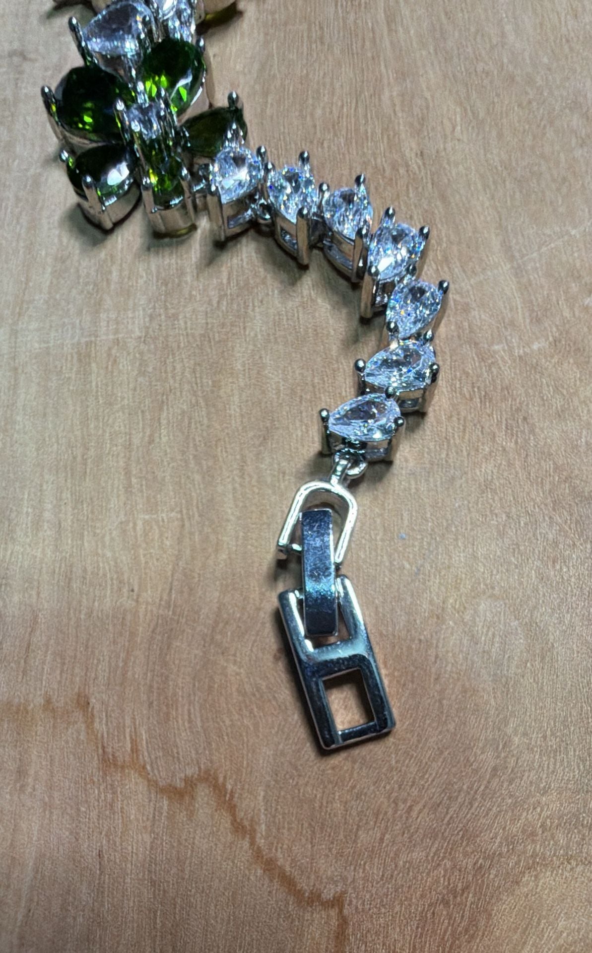 Silver Tone Flower Cluster Crystal Bracelet 4