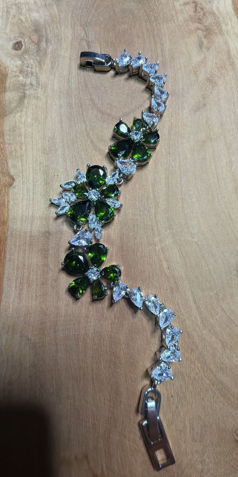 Silver Tone Flower Cluster Crystal Bracelet 3