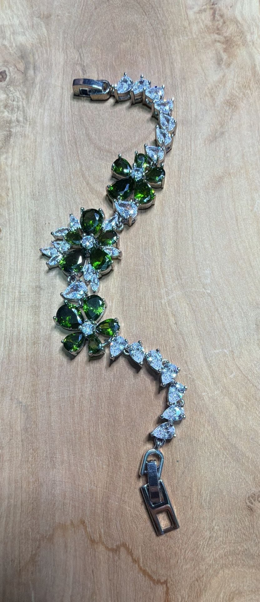 Silver Tone Flower Cluster Crystal Bracelet 2