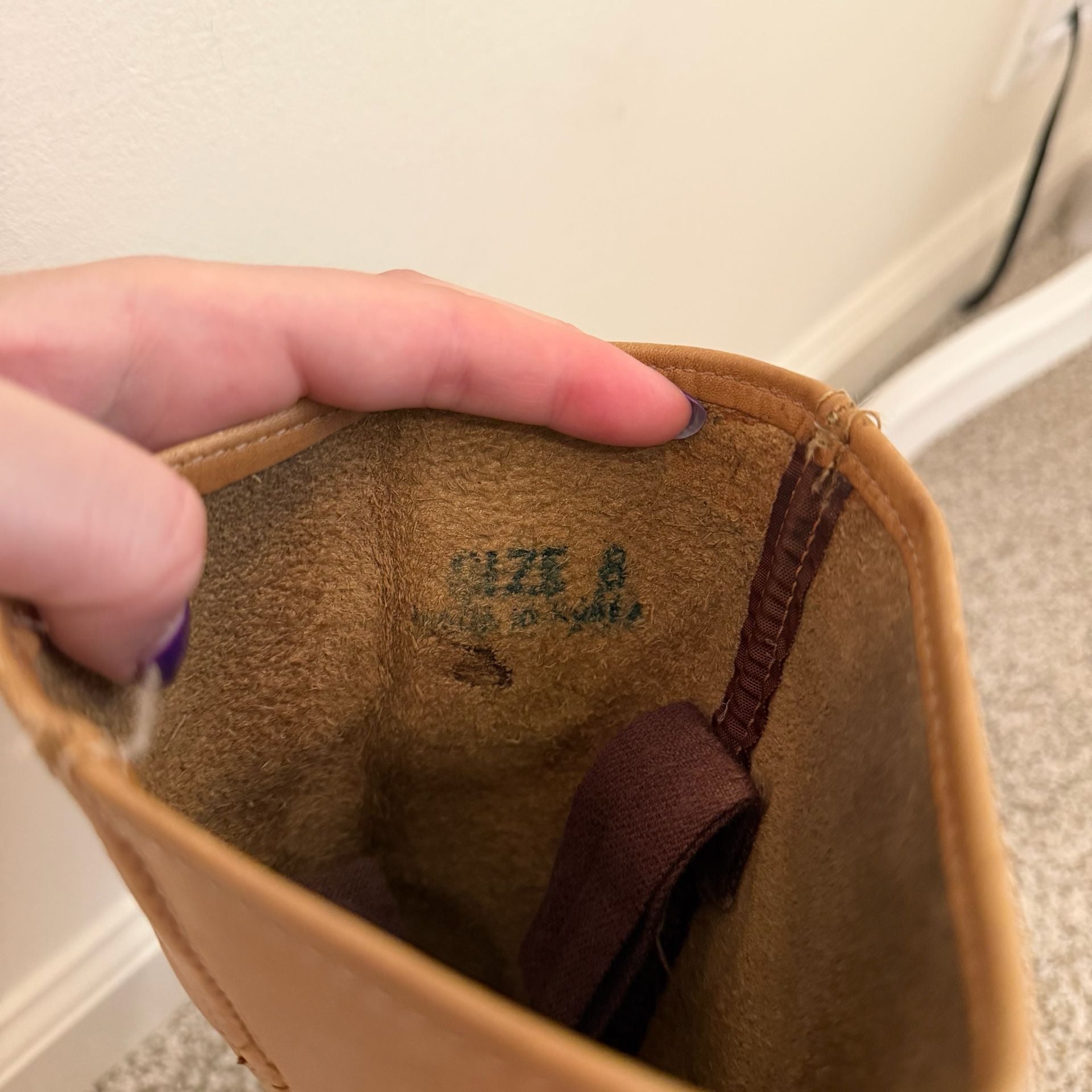 Vintage Tan Campus Boots (8) 9