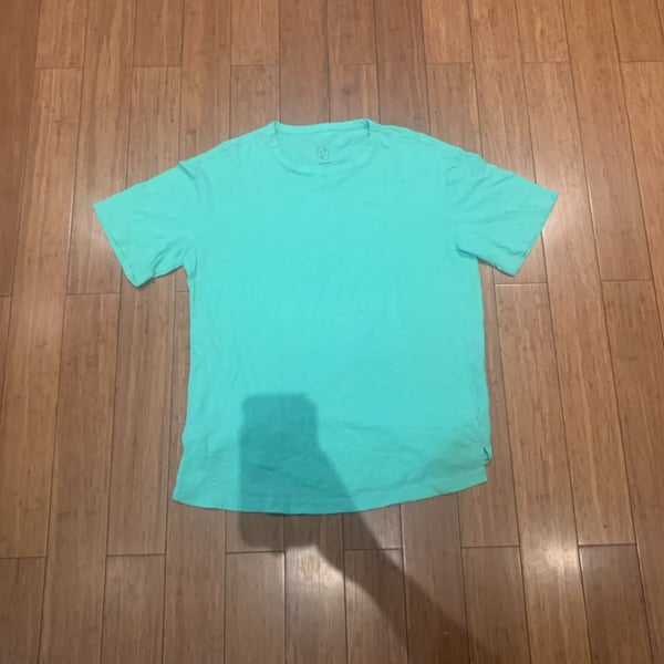 Original Use T-Shirt Size M Boxy Green Short Sleeve Crewneck
